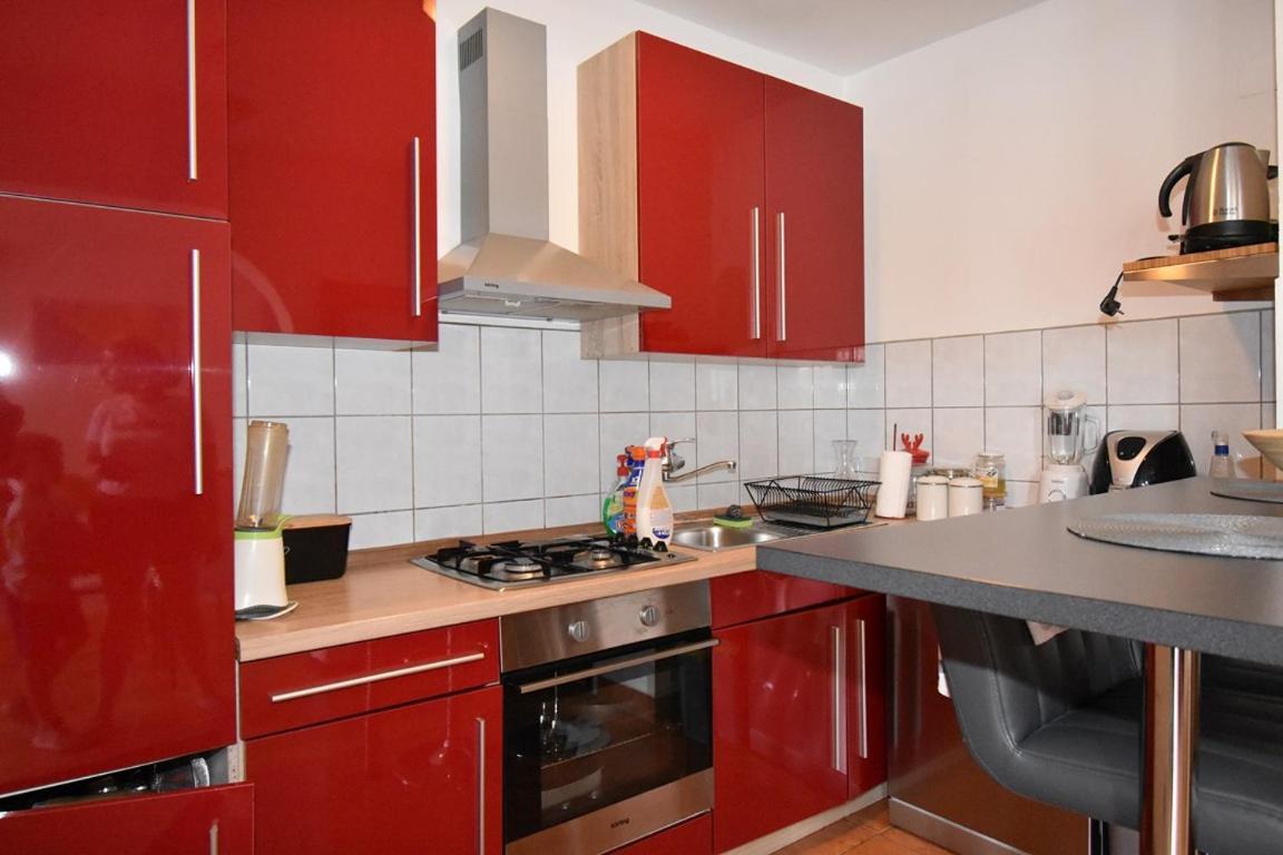 Superior Familiy Apartment Tina Върсар Екстериор снимка