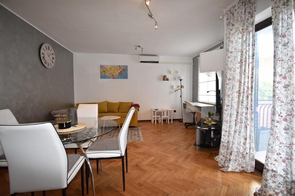 Superior Familiy Apartment Tina Върсар Екстериор снимка