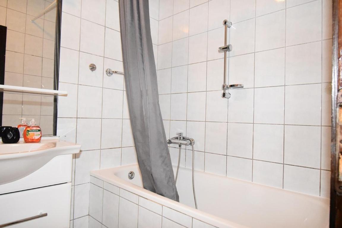 Superior Familiy Apartment Tina Върсар Екстериор снимка